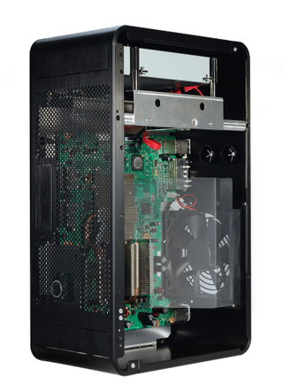 Illustration for article titled Aftermarket Xbox 360 Case Reduces Noise, Heat and Design